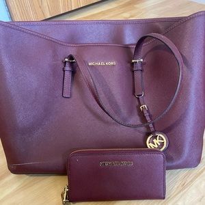Michael Kors large tote bag and matching wallet
